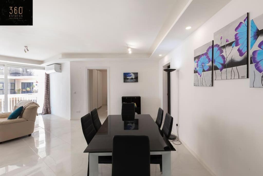 Spacious 2Br Apt In Qawra - Perfect For Families By 360 Estates セント・ポールズ・ベイ エクステリア 写真